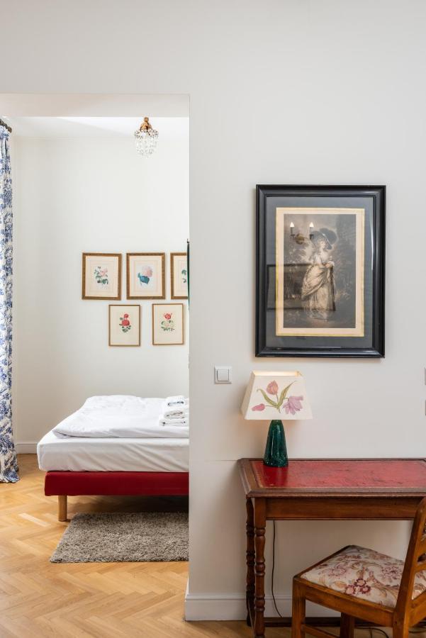 Classy Old Town Suites - By Upstairs Krakow Exterior photo